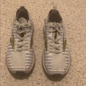 Brooks sneakers